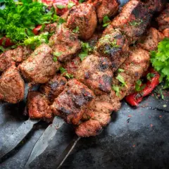 Domowy kebab z grilla: przepis na mistrzostwo smaku!