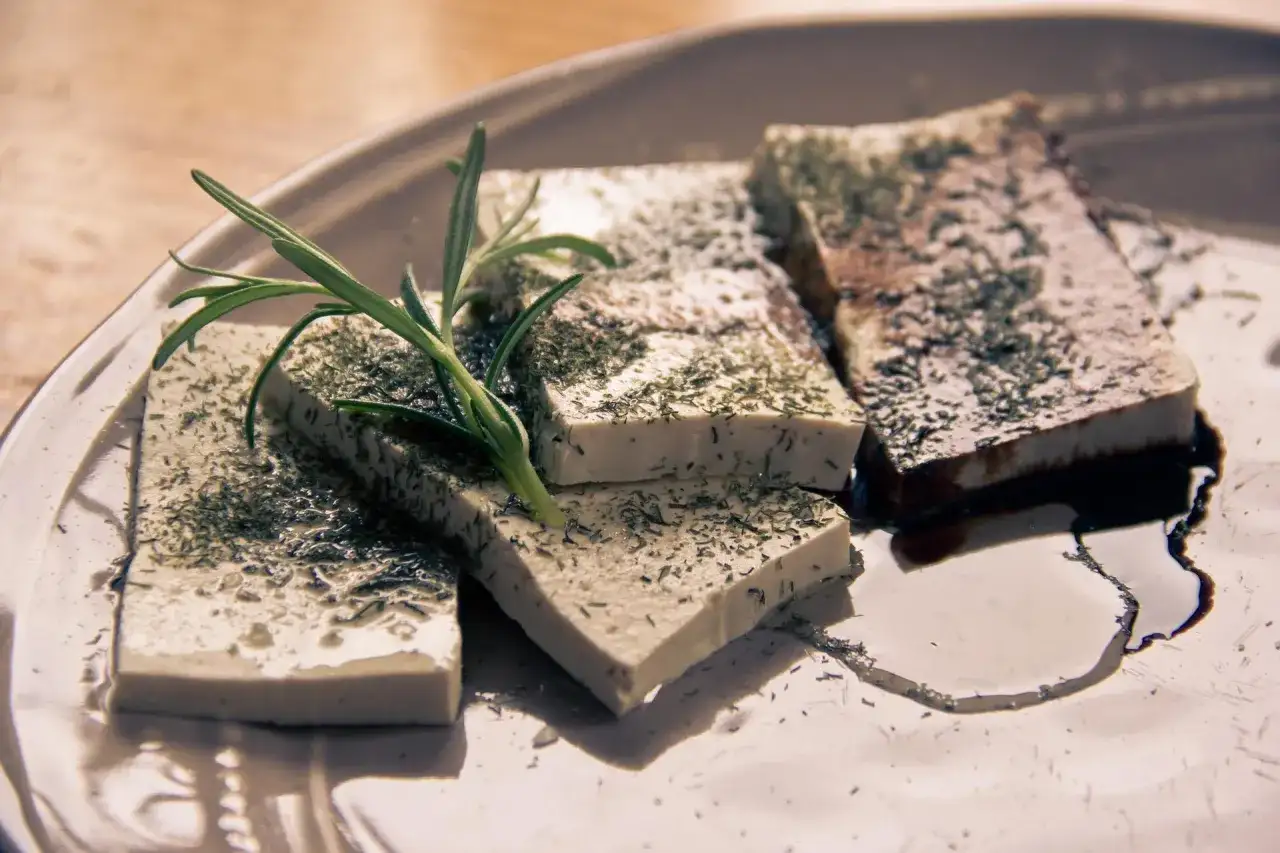 Ser sojowy - Tofu? Wybierz idealny i uniknij błędów!