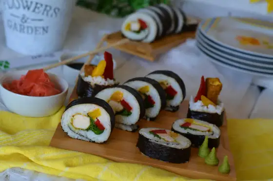 Domowe sushi z kurczakiem - Prosty przepis i sekrety idealnych rolek