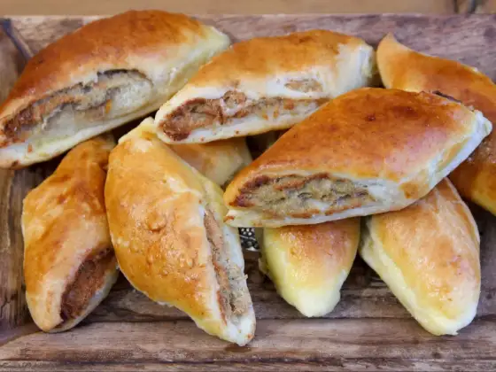 Idealne ciasto na paszteciki - przepis, który zawsze się udaje
